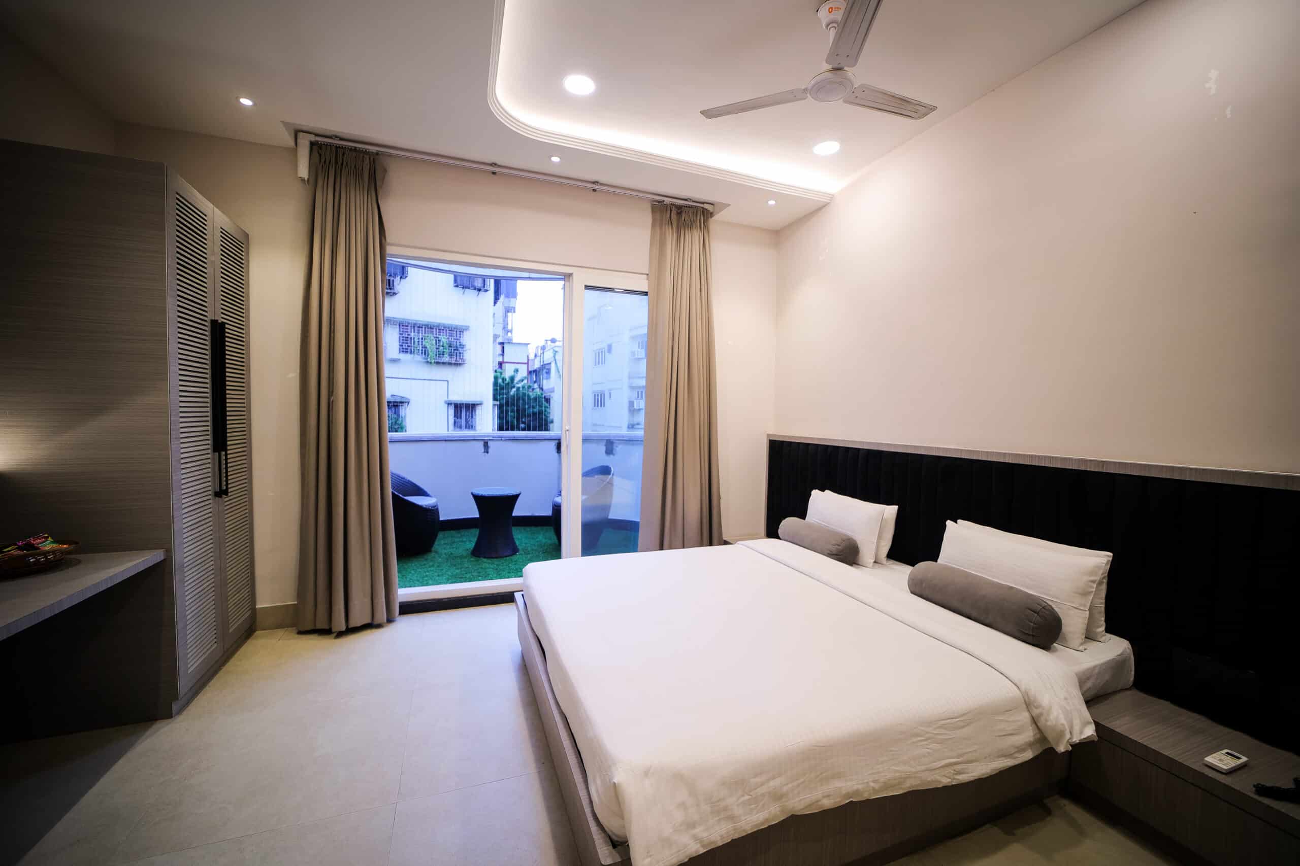 Sit-out Area Royal Room at Samilton Hotel