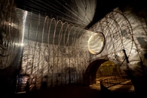 futuristic-wire-light-installation-4