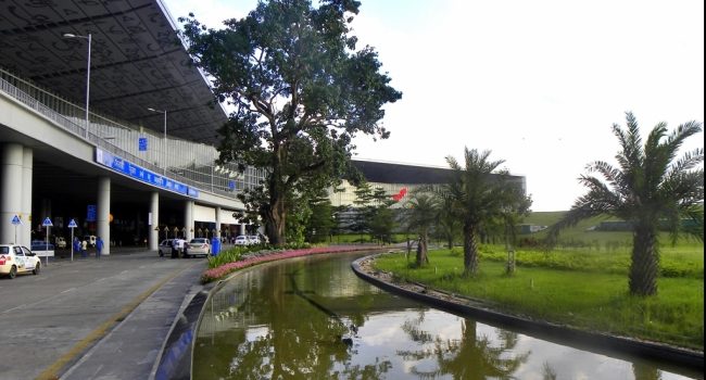 Hotel near Kolkata Airport: The Samilton